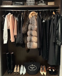 Vêtir 250 Piece Concierge Closet Upload + 5 Styled Looks - Women's Grooming